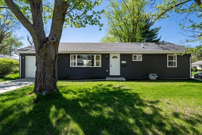 /international/us/817-bryan-street-normal-il-110107462045/
