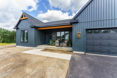 /international/us/80a-schuurman-road-castleton-ny-110107435968/