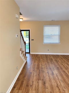 /international/us/1604-wickham-avenue-newport-news-va-110120517133/