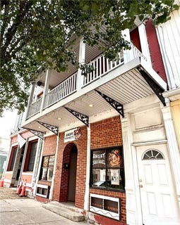 /international/us/36-w-main-street-fredonia-ny-110101438161/