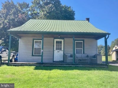 /international/us/363-e-fulton-street-ephrata-pa-110120421953/