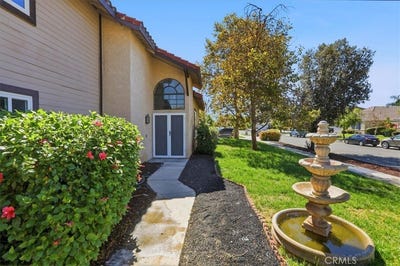 /international/us/1258-sherry-redlands-ca-110120092732/