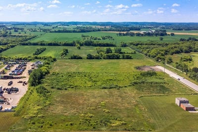 /international/us/lt1-american-pkwy-lake-mills-wi-110100690431/