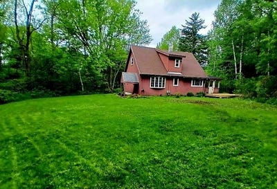 /international/us/409-jim-town-road-danby-vt-110104854856/