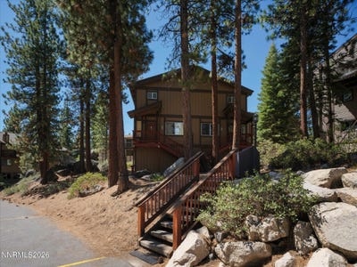 /international/us/109-lake-village-drive-zephyr-cove-nv-110107513419/