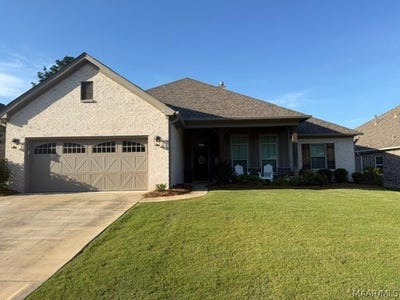 /international/us/9095-helena-drive-pike-road-al-110108571229/