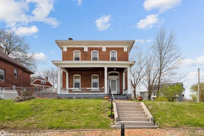 /international/us/603-s-12th-street-burlington-ia-110098844252/