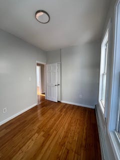/international/us/1-83-beach-25th-st-far-rockaway-ny-110107866212/