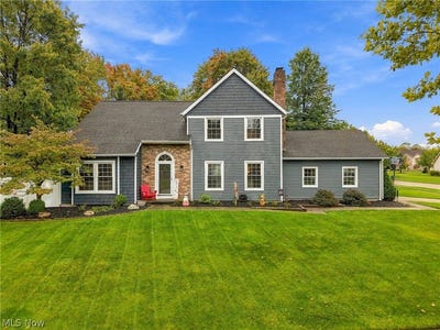 /international/us/16623-woodshire-drive-strongsville-oh-110120104812/