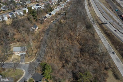 /international/us/2-e-park-road-wyomissing-pa-110105729455/