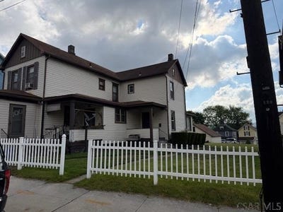 /international/us/r130-strayer-street-johnstown-pa-110107722437/