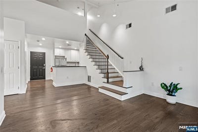 /international/us/7400-river-road-north-bergen-nj-110107658915/
