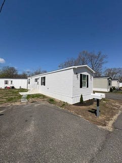 /international/us/576-w-forest-grove-rd-vineland-nj-110099290427/