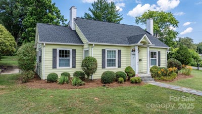 /international/us/98-s-main-street-granite-falls-nc-110099671205/?lang=es