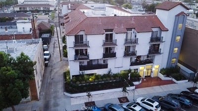 /international/us/327-chestnut-avenue-long-beach-ca-110099293169/