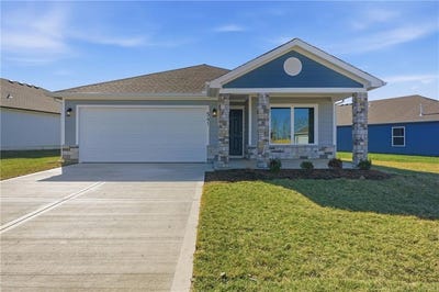 /international/us/628-w-bluebird-street-gardner-ks-110107668468/