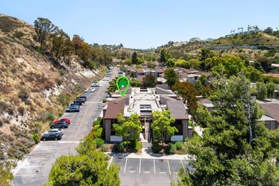 /international/us/5422-adobe-falls-san-diego-ca-110108352905/