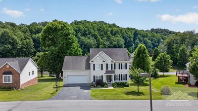 /international/us/377-brandon-drive-bluefield-va-110108799840/