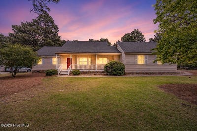 /international/us/410-edinboro-drive-southern-pines-nc-110108023378/