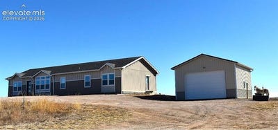 /international/us/23275-farmhouse-court-calhan-co-110106522921/