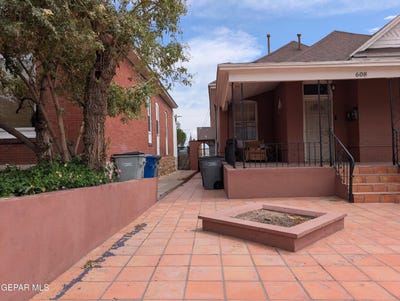 /international/us/608-stewart-court-el-paso-tx-110108546903/