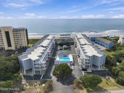 /international/us/855-salter-path-road-indian-beach-nc-110120465981/