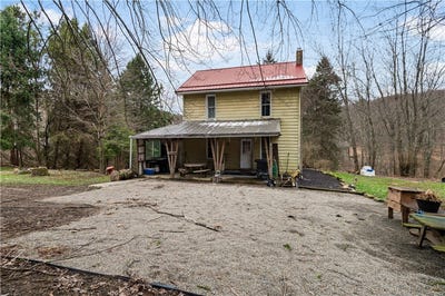 /international/us/845-mottern-rd-punxsutawney-area-school-district-pa-110104410651/