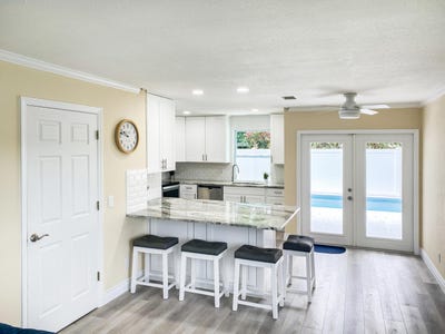 /international/us/1510-3rd-court-vero-beach-fl-110106452435/