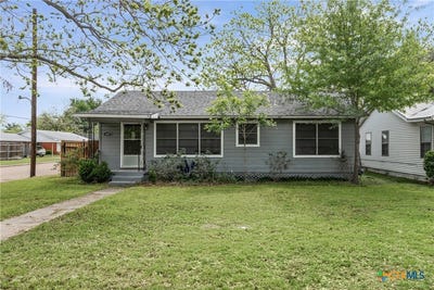 /international/us/1507-n-cleveland-avenue-cameron-tx-110107210431/