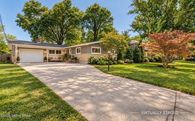 /international/us/9204-axminster-dr-jeffersontown-ky-110120410392/