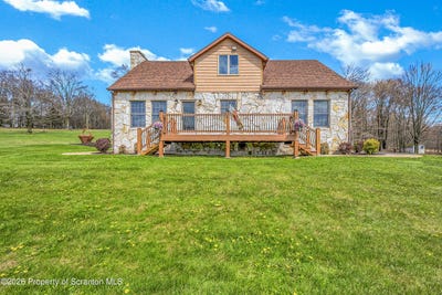 /international/us/5955-state-route-247-clifford-twp-pa-110107394435/