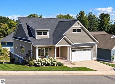 /international/us/13944-s-winding-trail-6-traverse-city-mi-110109803027/