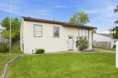 /international/us/418-hamrick-avenue-romeoville-il-110107984236/