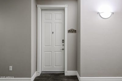 /international/us/5350-e-deer-valley-drive-phoenix-az-110097689110/