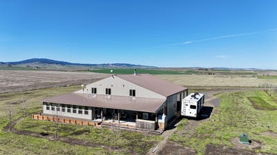 /international/us/232-camas-rd-grangeville-id-110106784779/