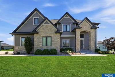/international/us/7821-s-97th-bay-lincoln-ne-110108706083/