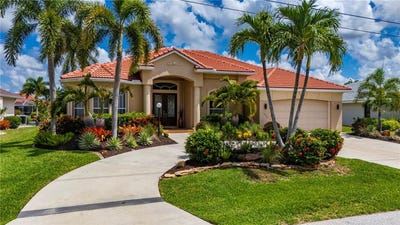 /international/us/1020-via-formia-punta-gorda-fl-110108229840/
