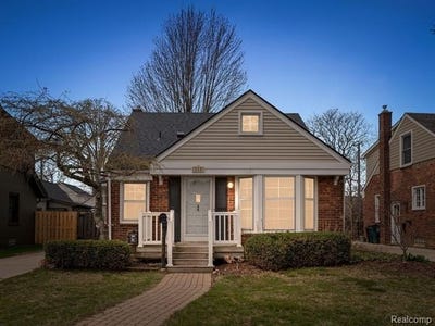 /international/us/1646-s-bates-street-birmingham-mi-110109109762/