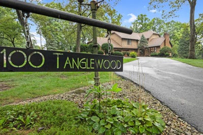 /international/us/100-tanglewood-drive-west-liberty-oh-110109805149/