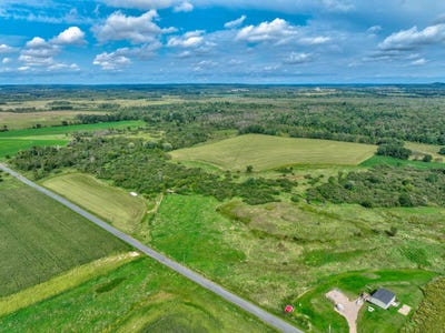 /international/us/n5314-765th-street-elk-mound-wi-110109569071/