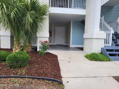 /international/us/330-s-middleton-drive-nw-calabash-nc-110099994966/