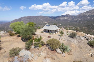 /international/us/19584-paradise-mountain-road-valley-center-ca-110110349241/