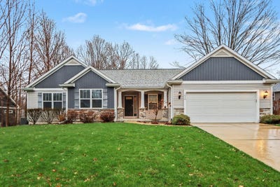 /international/us/1070-hawkins-court-kalamazoo-mi-110107027899/