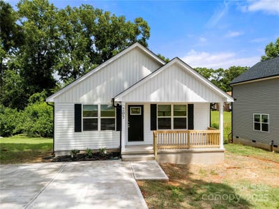 /international/us/205-s-slack-street-albemarle-nc-110100704431/
