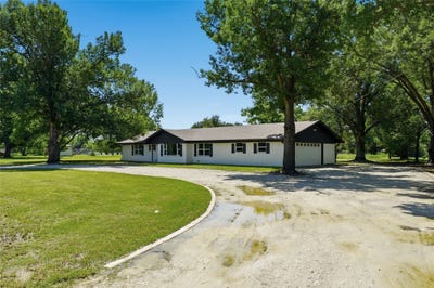 /international/us/192-county-road-173-marlin-tx-110107745416/