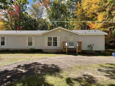 /international/us/2335-w-monroe-road-harrison-mi-110120095594/