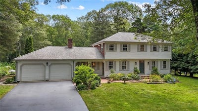 /international/us/30-stone-ridge-drive-east-greenwich-ri-110100977875/