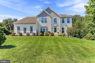 /international/us/930-hillcrest-drive-kinzers-pa-110110206911/