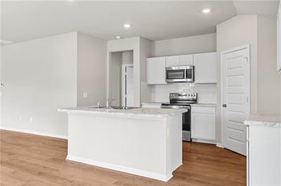 /international/us/20206-w-195th-street-spring-hill-ks-110120026603/