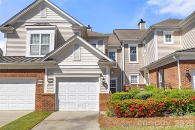 /international/us/44429-oriole-drive-fort-mill-sc-110108098367/